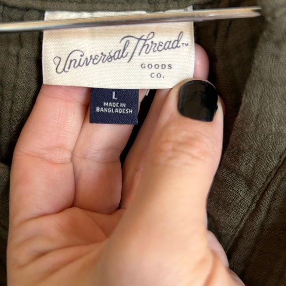 Linen Blouse - Picture 2 of 4